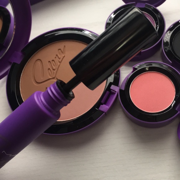 SelenaXMAC - Picture 5 of 6